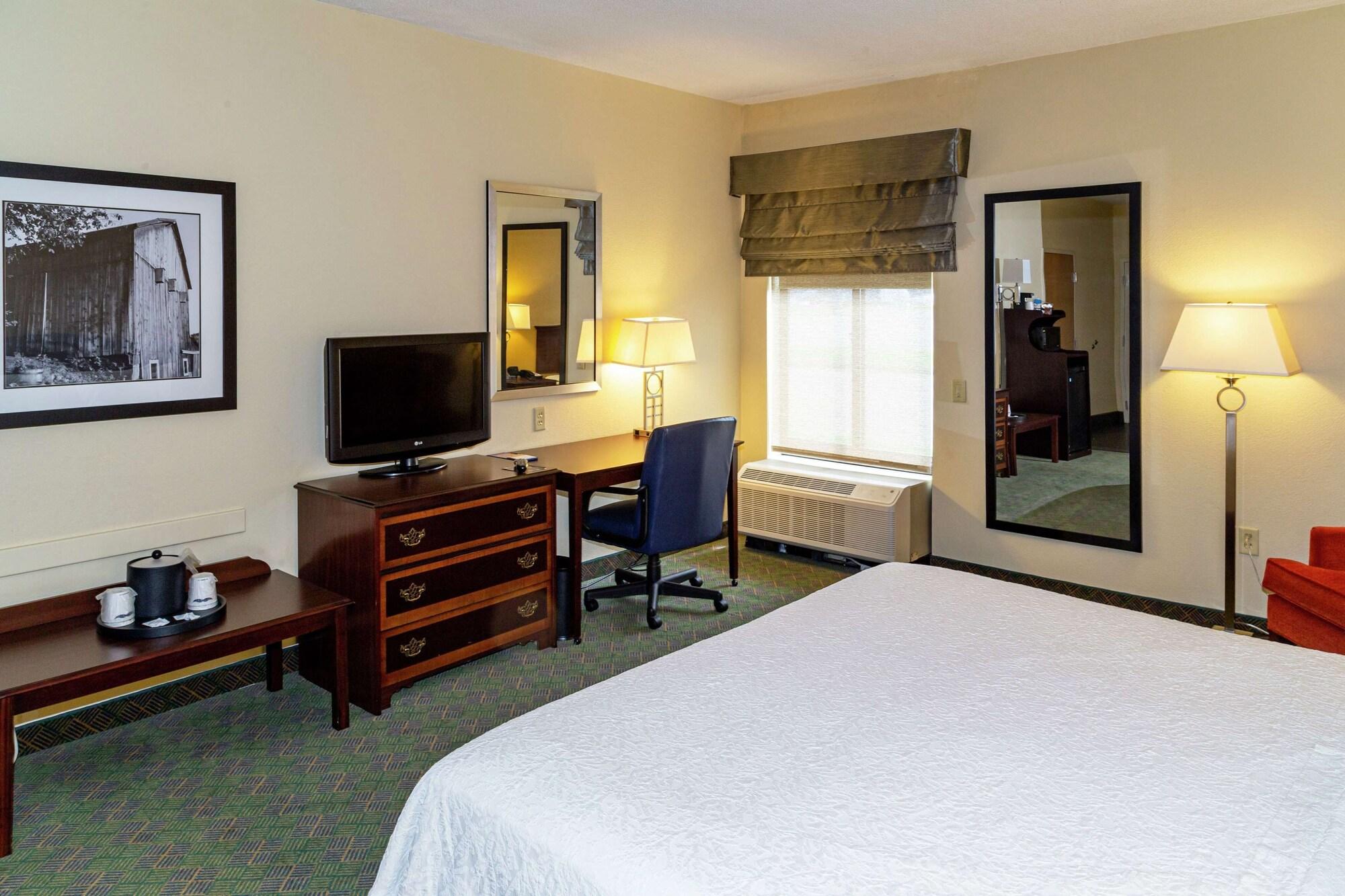 Hampton Inn New Philadelphia Exteriér fotografie