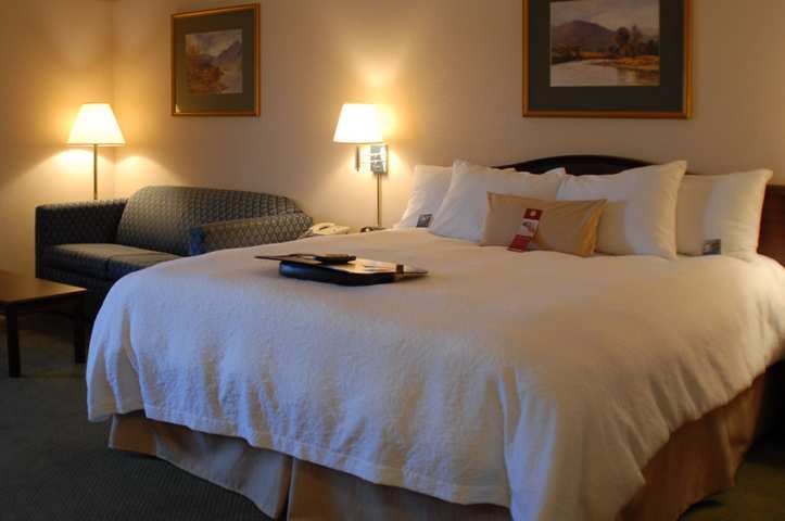 Hampton Inn New Philadelphia Pokoj fotografie